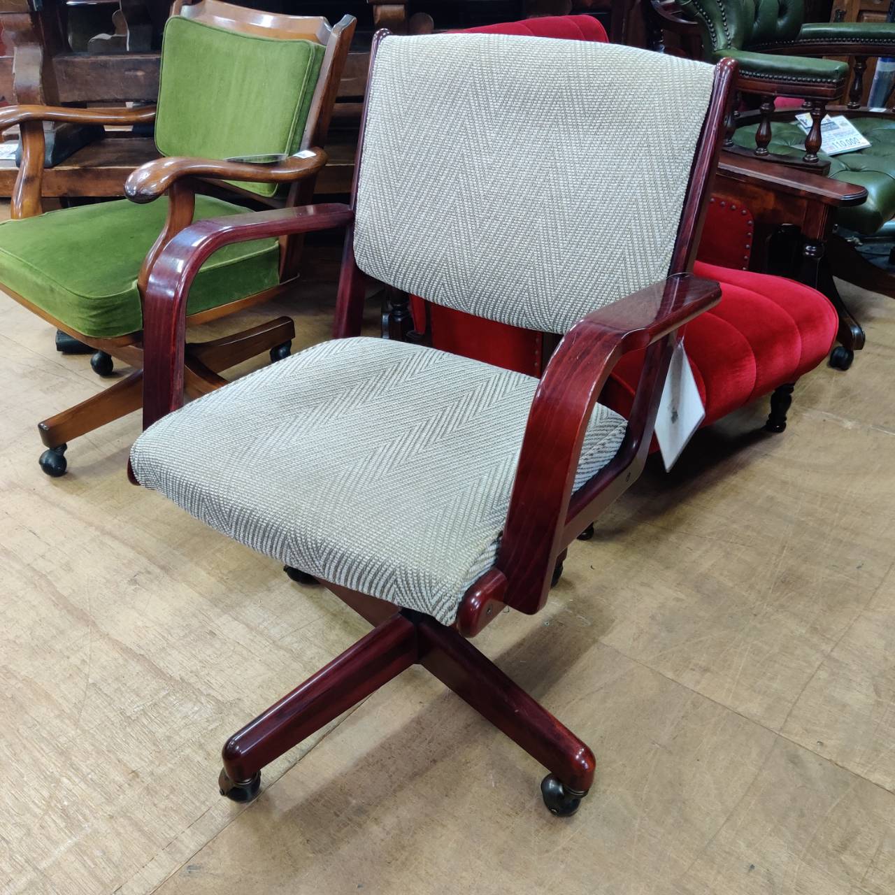 デスクチェア karimoku カリモク XS5550 買取しました ZR24114 