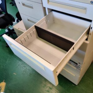 内田洋行_3段袖机-鍵付_FEEDデスク_160022072002-4