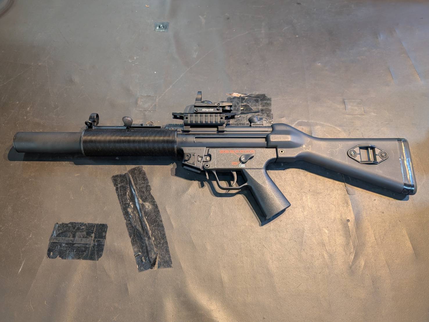 【美品】東京マルイ　電動エアガン　H&K MP5 SD5 外箱付き Amazon | 東京マルイ No68 H&K MP5 SD5 18歳以上スタンダード