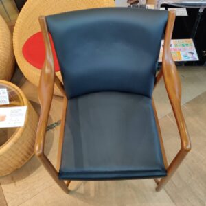 関家具_ラウンジチェア-ブラック_NOVA_156020371002-2
