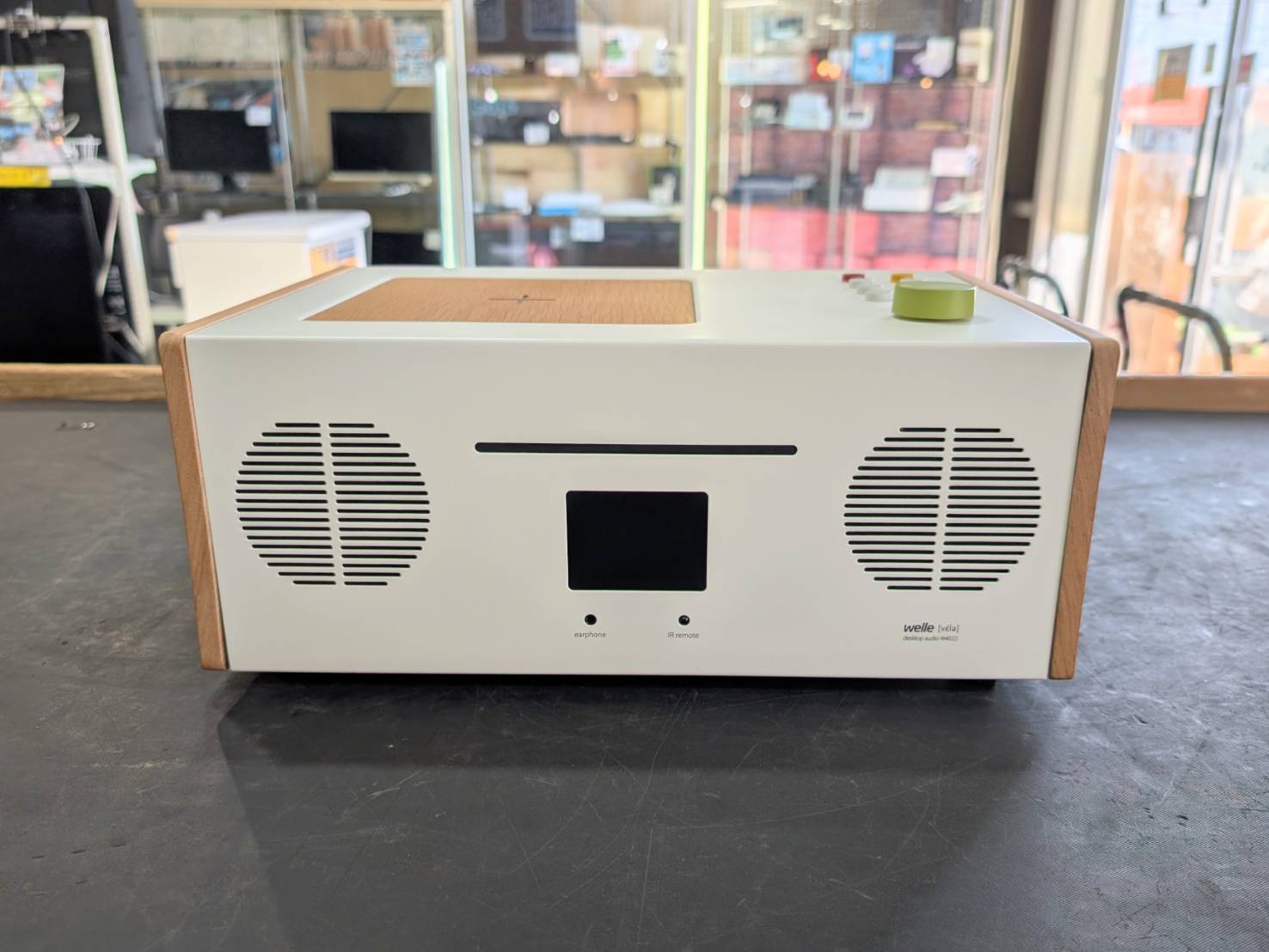 Welle ベレー All in One デスクトップオーディオ WT-401Dを買取いたし 