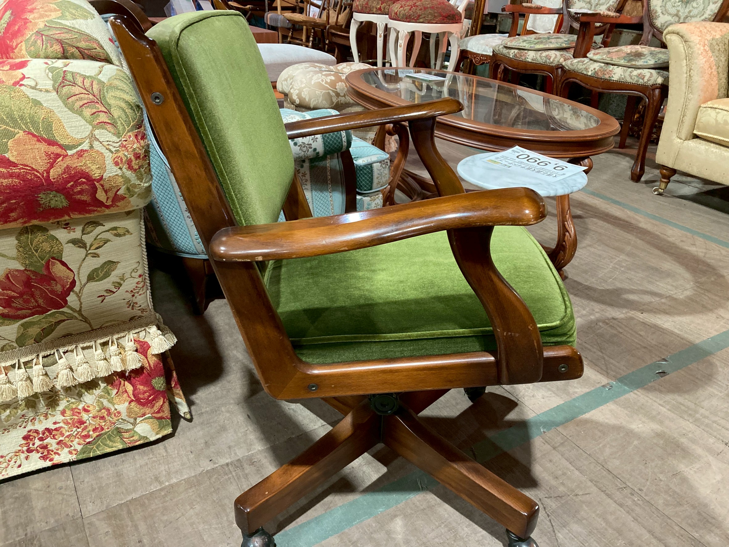 カリモク｜コロニアル｜デスクチェア買取入荷致しました 