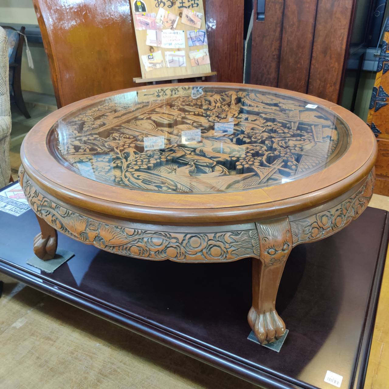 中国彫刻テーブル 円型 ガラスはめ込み 販売中！ 愛品倶楽部柏店 