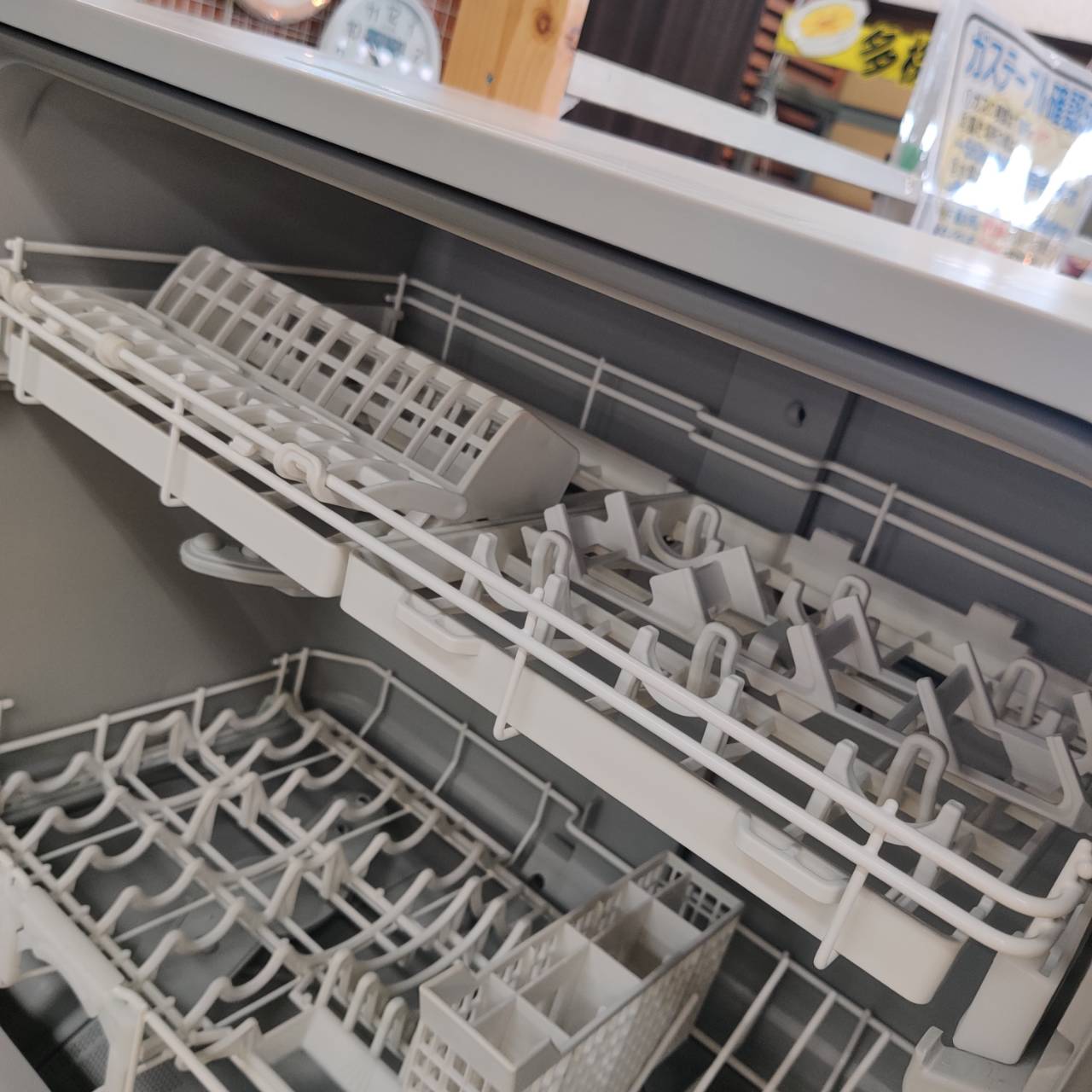 Panasonic パナ 2021年製 食器洗い乾燥機 NP-TH4-C 5人用 設置工事必要 