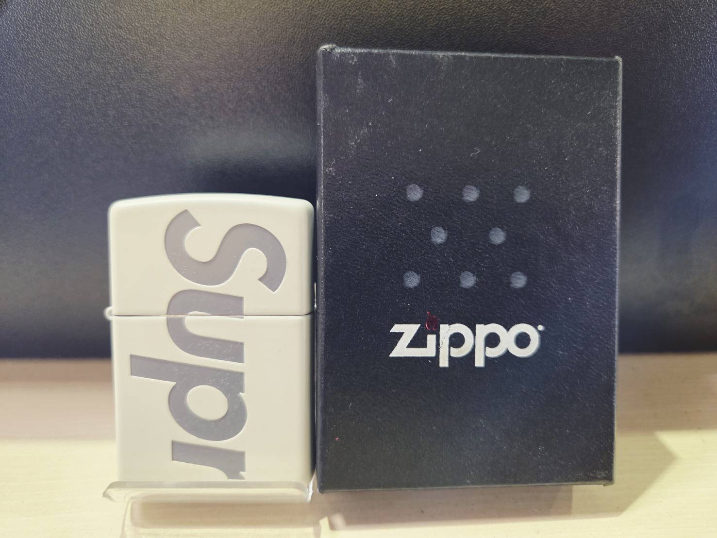 シュプリーム 20SS Glow-in-Dark Zippo買取いたしました 