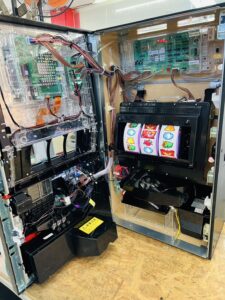 岡山 ガンダム ユニコーン スロット 実機 コイン不要機 付き 楽天市場】機動戦士ガンダムユニコーン UC 実機 筐体 PUSHバイブ