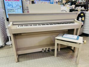 YAMAHA Clavinova CLP-675WA 電子ピアノ