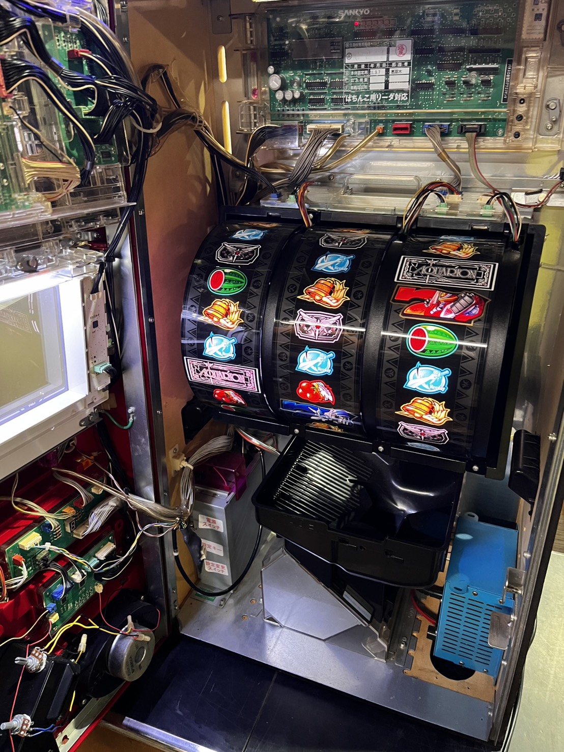 パチスロ創聖のアクエリオンV スロット実機買取いたしました。 | リサイクルショップ 中古品の買取は愛品倶楽部・愛品館