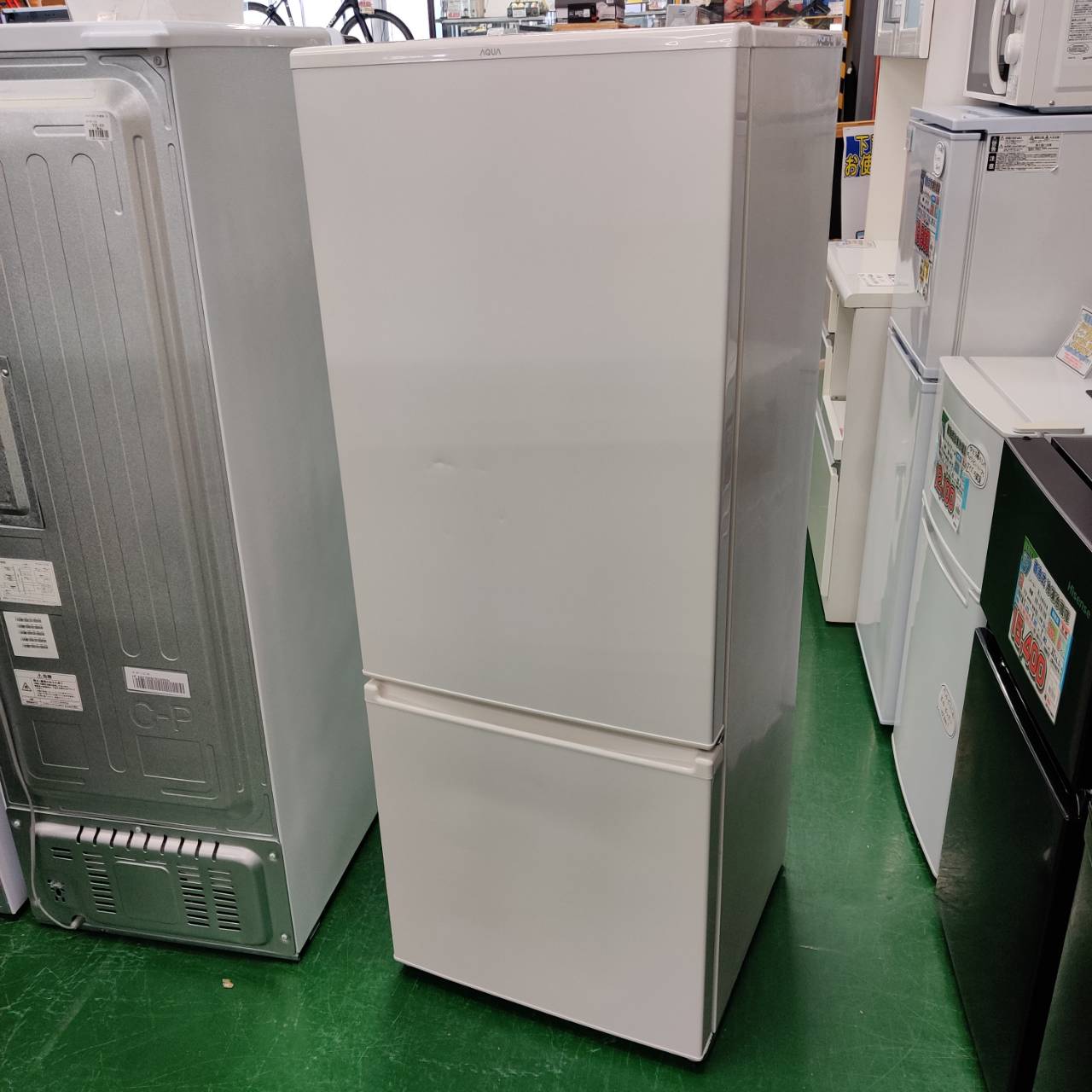 AQUA アクア 2022年製 201L 2ドア 冷凍冷蔵庫 AQR-20M 販売中！ 愛品 