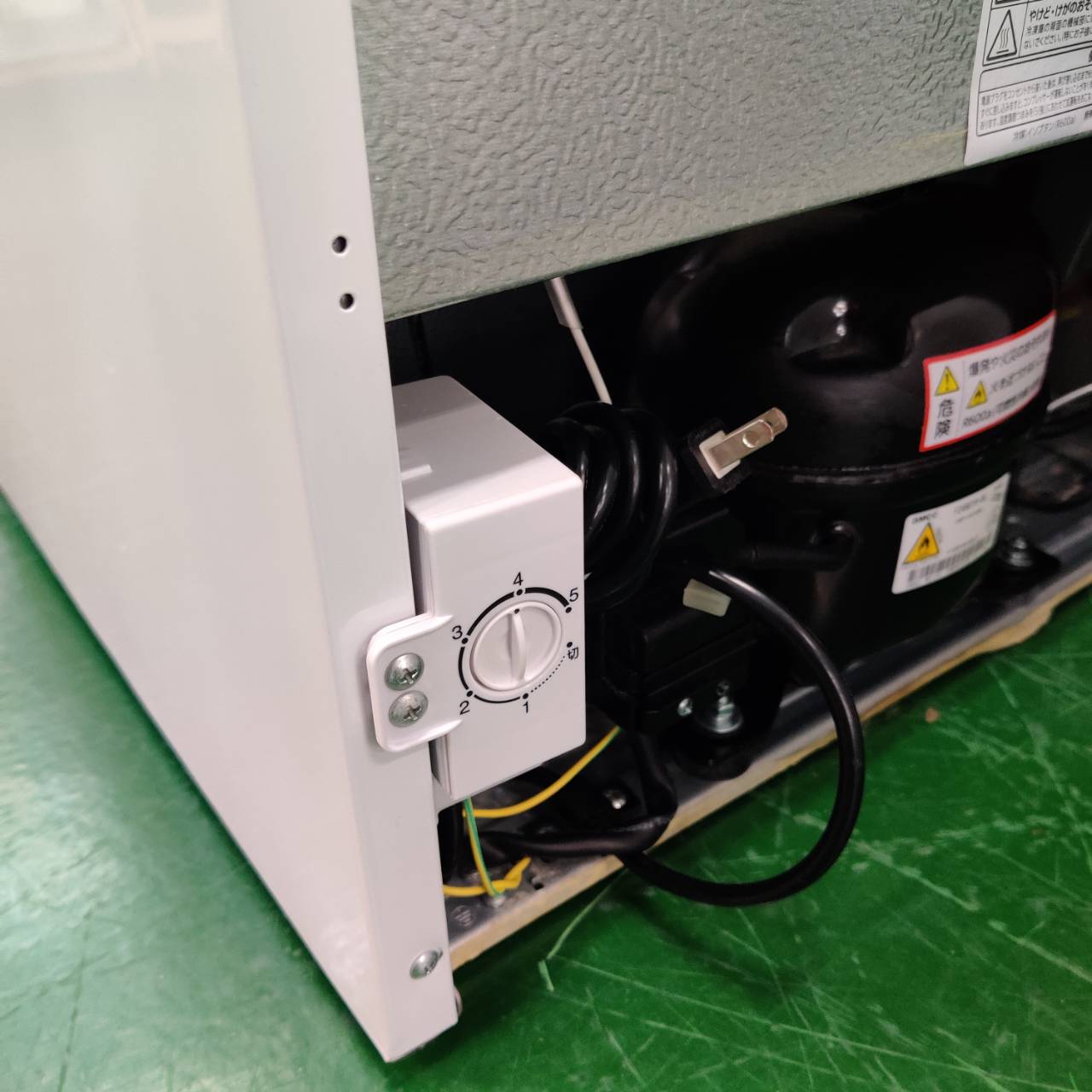 アイリスオーヤマ 2019年製 60L 3段 冷凍庫 IUSD-6A-W 販売中！ 愛品 