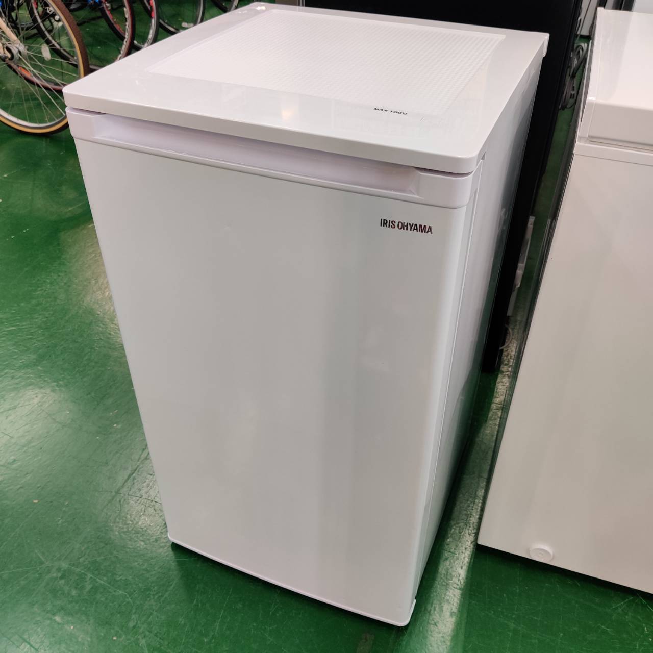 アイリスオーヤマ 2019年製 60L 3段 冷凍庫 IUSD-6A-W 販売中！ 愛品 