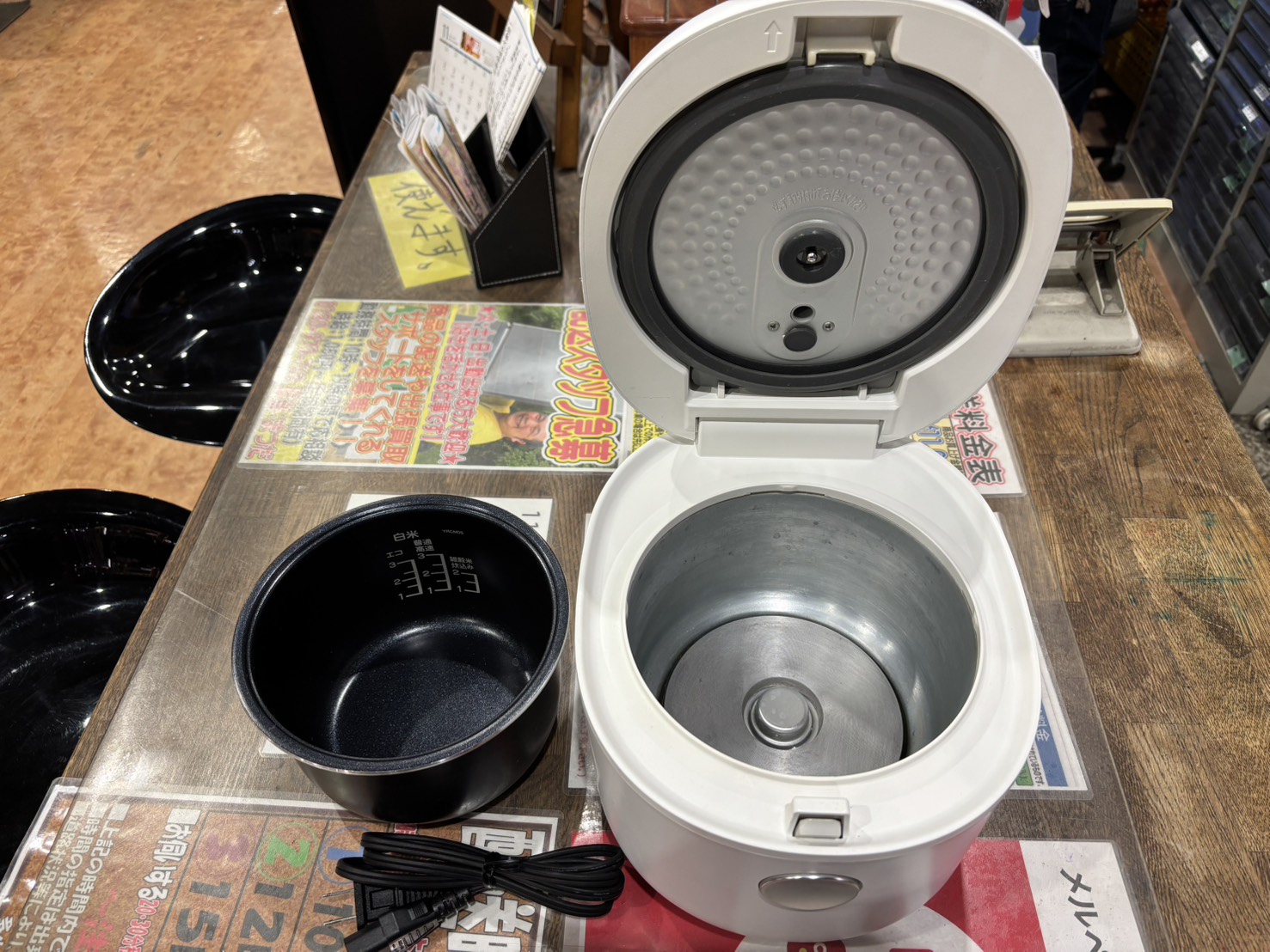 ヤマダ電機 YRC-M05H1 炊飯ジャー 買取しました。 | リサイクル 