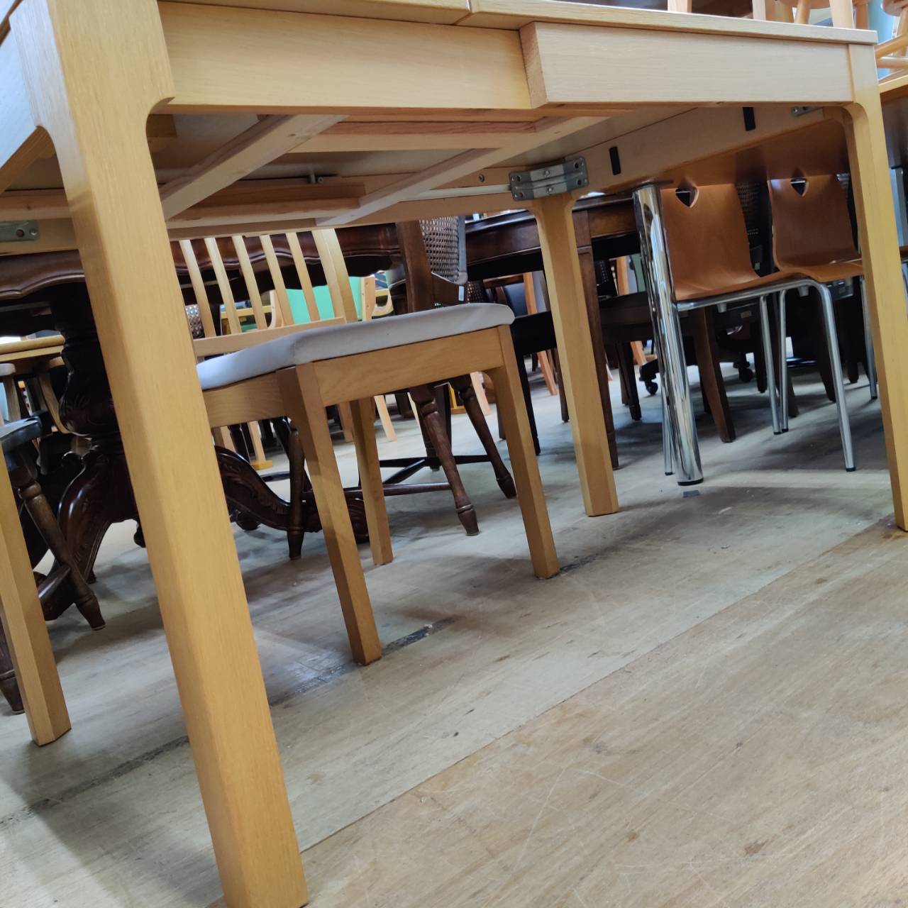 IKEA イケア 伸長式ダイニング3点セット EKEDALEN 販売中！ 愛品倶楽部 