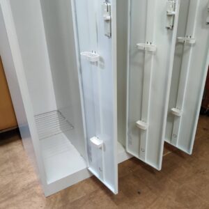 LION_3人用スチールロッカー-鍵付_S-73-W_160053118002-3