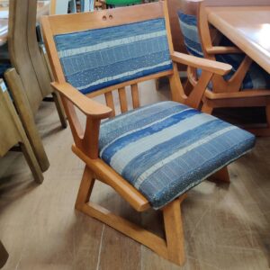 maruni_ダイニング5点セット-肘付回転チェア_友坐_152009953002-3