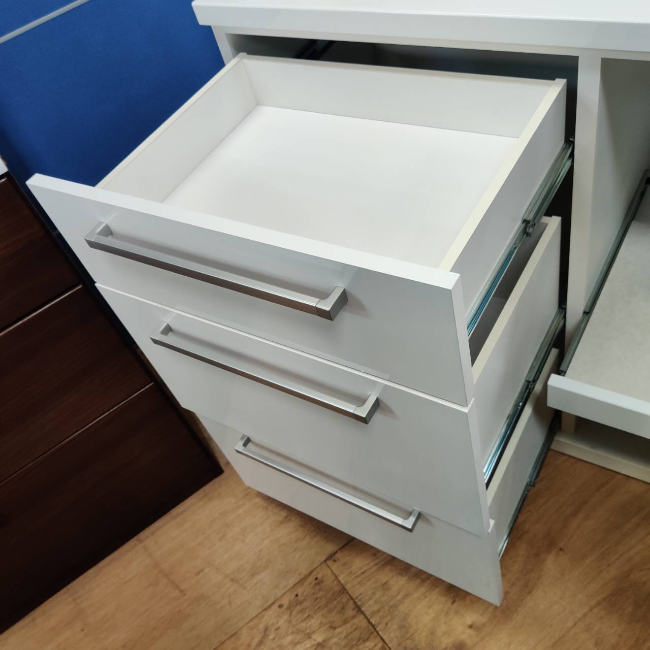 ユーアイ 2枚スライド扉キッチンボード リミット90H 幅90cm 販売中 