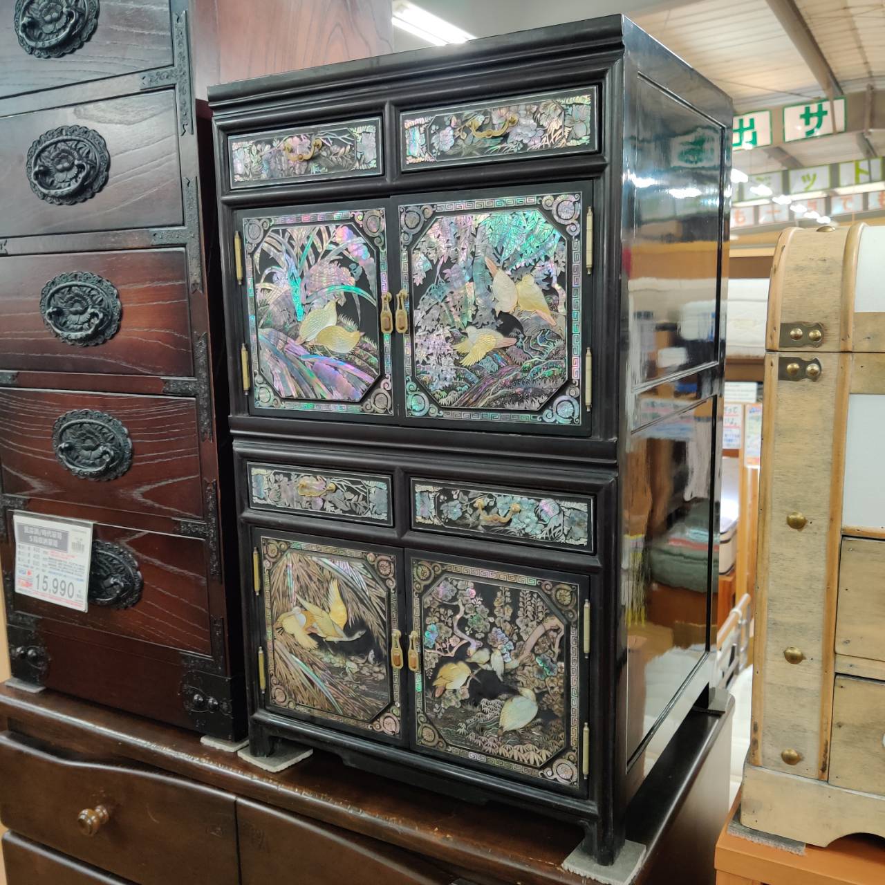 螺鈿細工 デザインキャビネット 韓国家具 販売中！ 愛品倶楽部柏店 