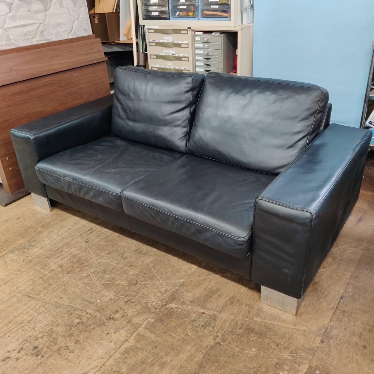BoConcept ボーコンセプト 肘付ワイド2人掛けソファ 本革 黒 I.D.V. 