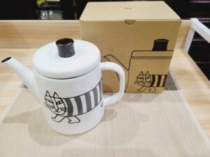 愛品館市原店で買取したLisaLarson マイキー ポトル 1.5L 野田琺瑯