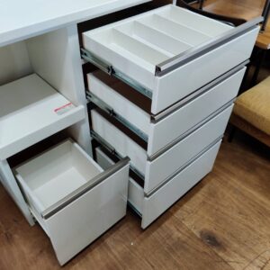 NITORI-ニトリ_3枚扉キッチンボード_モルディ90KB_151008817002-6