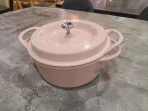 愛品館市原店で買取したVERMICULAR|オーブンポットラウンド22cm