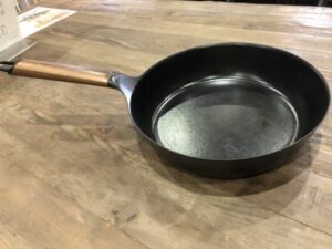愛品館市原店で買取したVERMICULAR|フライパン 24cm