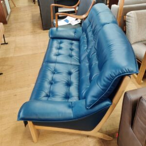 karimoku-カリモク_本革ワイド2人掛けソファ-木製フレーム_ZU4922E570_156020500002-7