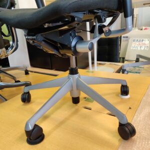 okamura_ローバック-バロンチェア-オフィスチェア_CP33DR-8536_160053113002-2