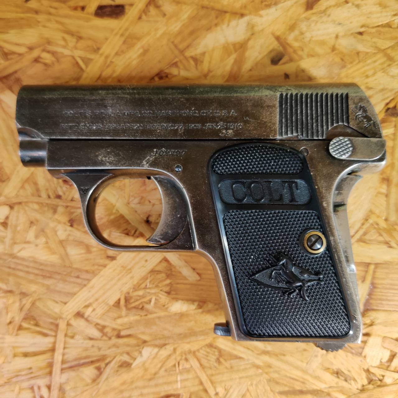 現状品】コクサイの金属モデルガン「コルト・ポケット.25オート」が 