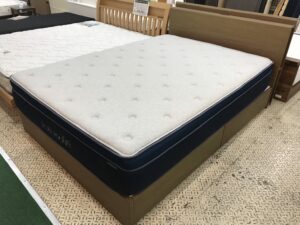 ダブルベッド急募!!八千代市でベッドの買取なら愛品館!!【出張料金無料 