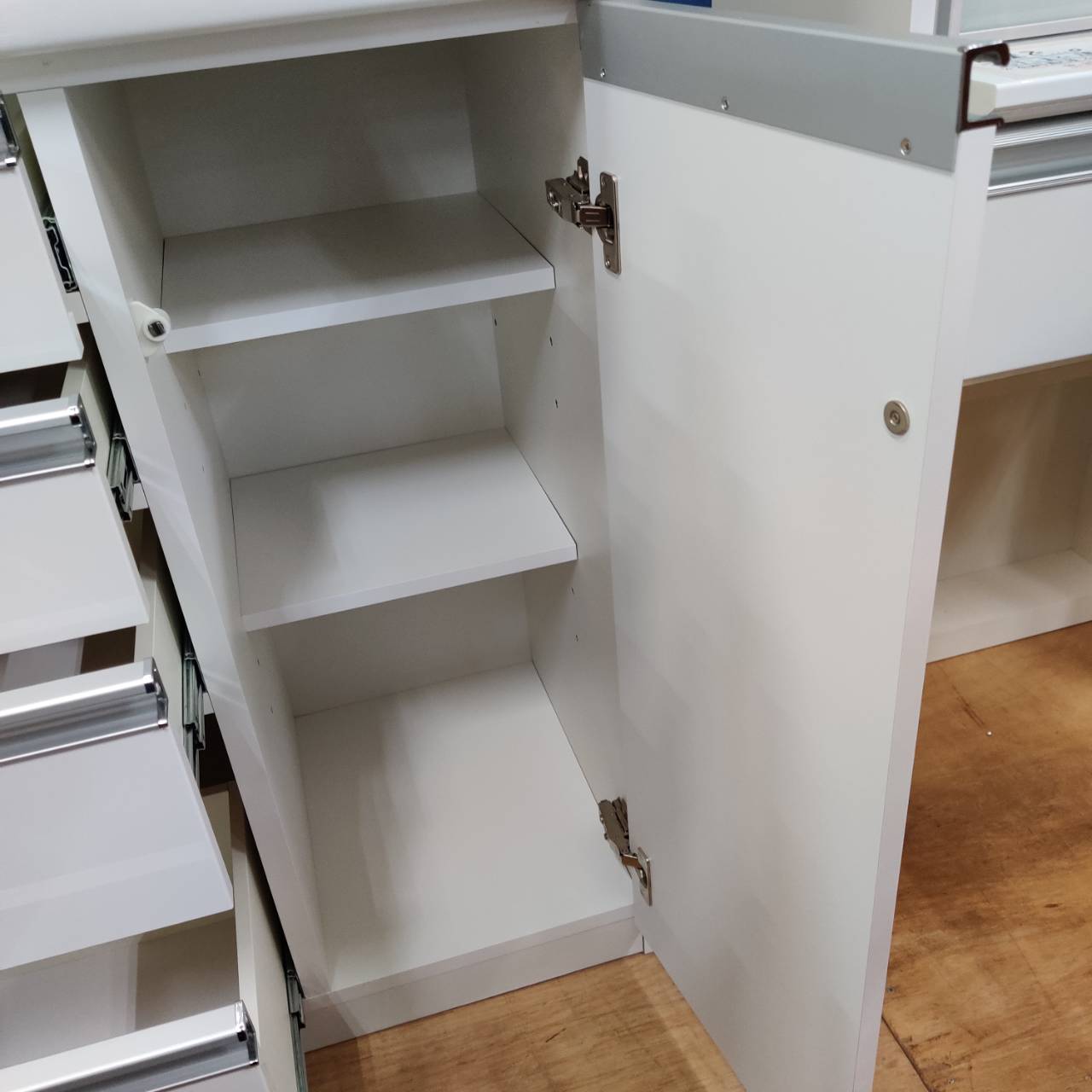 松田家具 2枚スライド扉キッチンボード 1400サマーレンジ 幅140cm 国産 