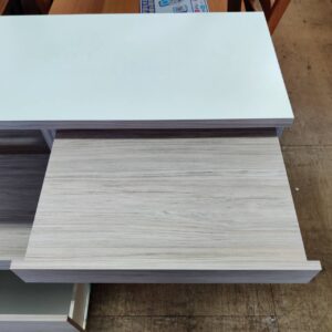理想の動線をオーダーメイド｜LOWYAの4分割キッチンカウンターAタイプ 