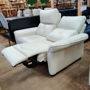 NITORI-_電動リクライニング2人掛けソファ_ピュールWH-Nシールド_156020564002-4