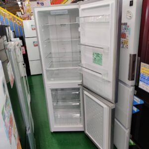 アイリスオーヤマ_2022年製_231L-2ドア-冷凍冷蔵庫_IRSN-23A_143018614002-2