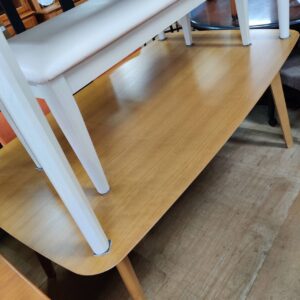暮らしを彩る温もり｜飛騨家具のステルスチェアセットが入荷！｜北欧 