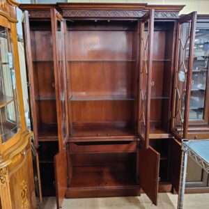 HICKORY-CHAIR_大型飾り棚-照明付き_Historical-James-River-Plantations_155052342002千葉県_柏市_リユース_リサイクル-2