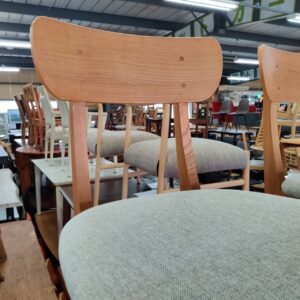 unico（ウニコ）-ダイニングチェア-2脚セット-FIX（フィックス）-リユース-柏-愛品倶楽部