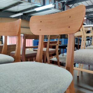 unico（ウニコ）-ダイニングチェア-2脚セット-FIX（フィックス）-リユース-柏-愛品倶楽部