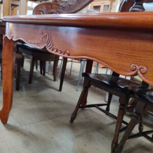 クラシック調-彫刻入りオーバルダイニングテーブル_152010128002千葉県_柏市_リユース_リサイクル-6