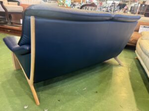 カリモク｜本革2人掛ソファ｜ZU49シリーズ買取致しました｜愛品館 