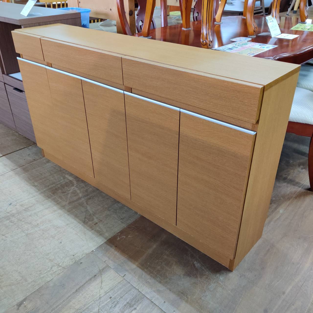 空間を賢く使う贅沢｜河口家具製作所のカウンター下収納が入荷 