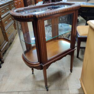 Festo（フェスト）-ガラスチップジュエリーキャビネット-キャスター付-イタリア製クラシック家具-リユース-柏-愛品倶楽部