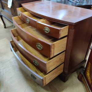 MADDOX-TABLE-CO.（マドックス-テーブル）-4段6杯チェスト-コロニアル-リバイバル-リユース-柏-愛品倶楽部