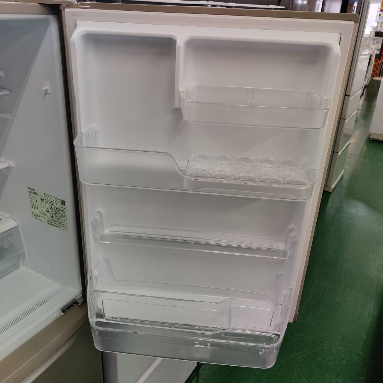 f9983/かなり綺麗!!/大阪発】Panasonic 3ドア冷蔵庫 NR-C344C 335L 