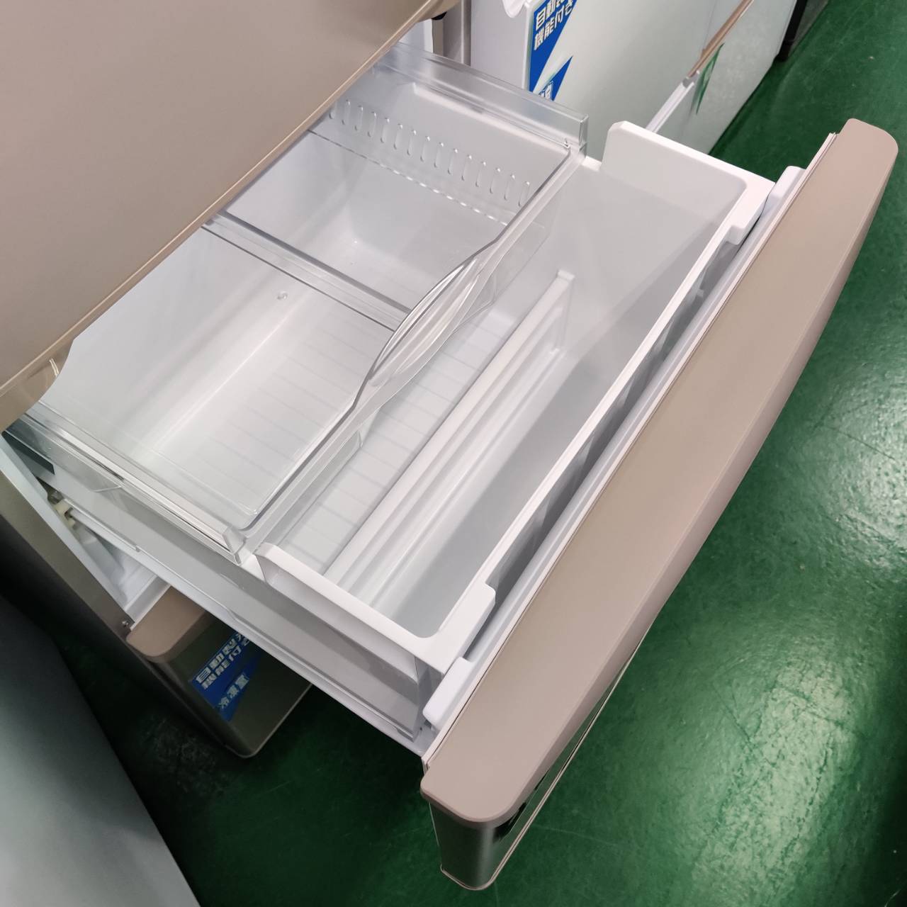 Panasonic 335L 24年製 冷蔵庫 NR-C344C 真ん中野菜室 インバーター 