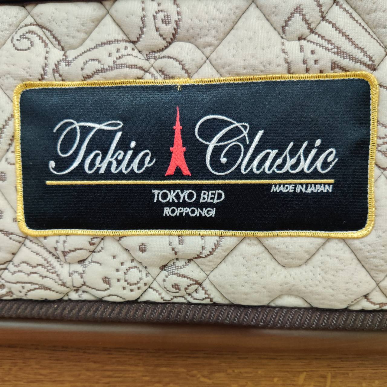 シモンズのセミダブルベッド TOKIO Classicが入荷！｜収納付きフレーム 