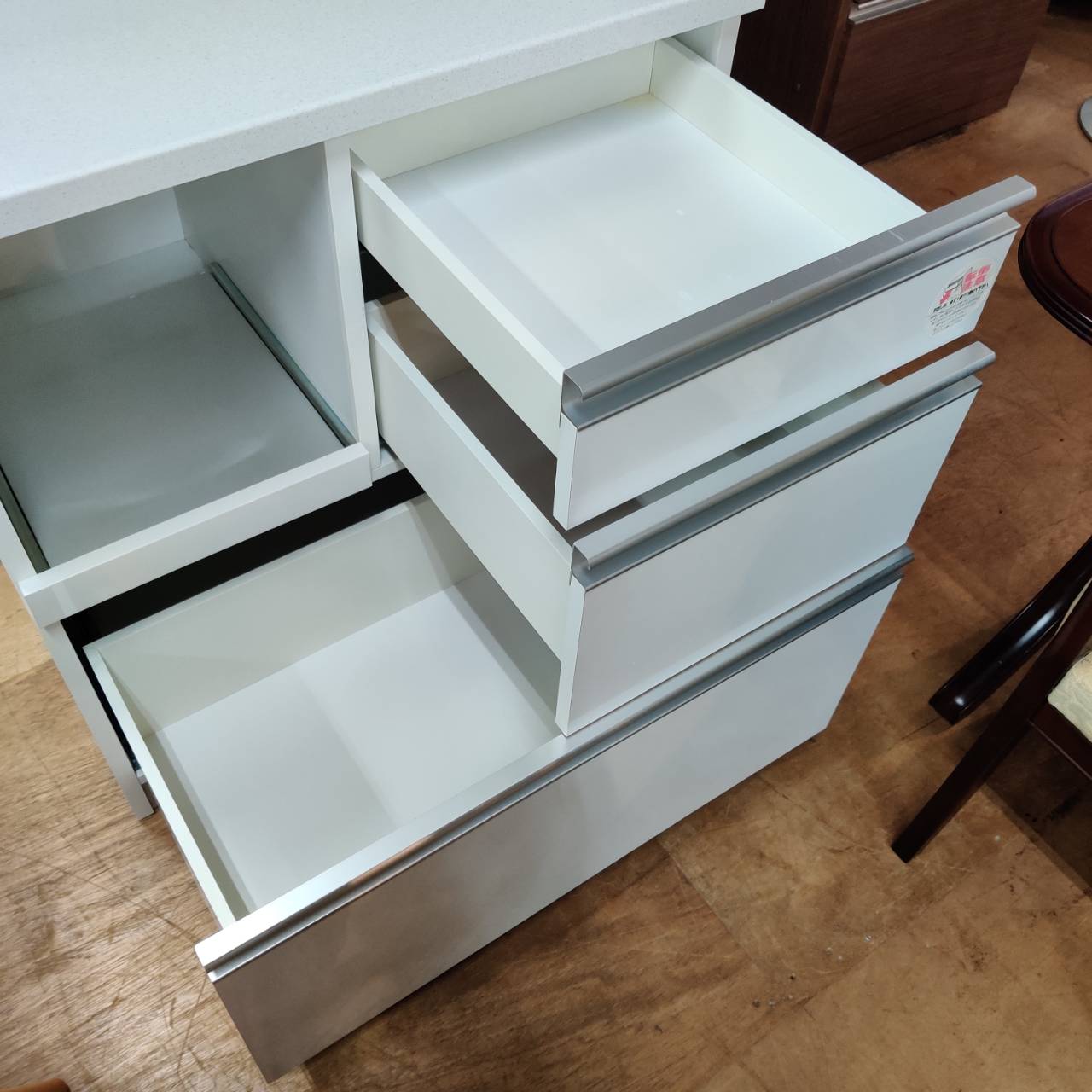 ユーアイのキッチンボードが入荷！｜家事の時短を叶える高機能モデル 