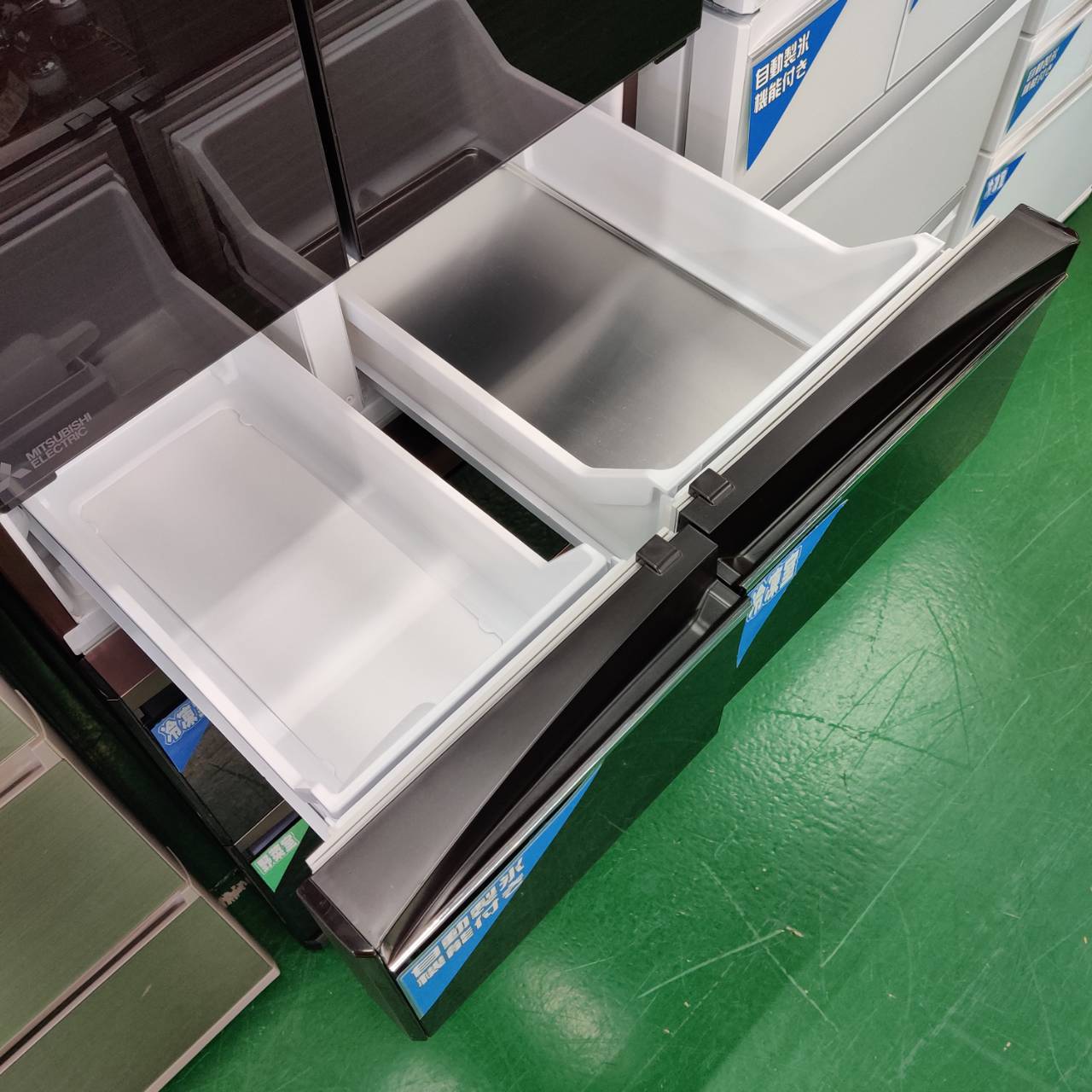 三菱電機 MITSUBISHI 517L 6ドア 20年製 冷蔵庫 MR-WX52F 入荷！｜愛品 