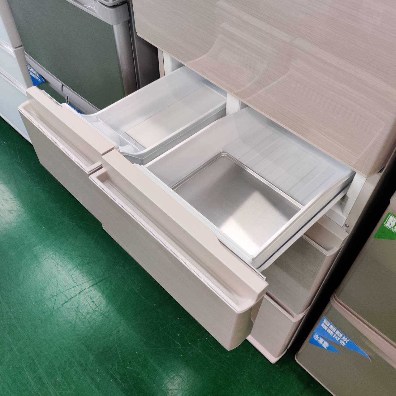 Panasonic 406L 5ドア 23年製 冷蔵庫 NR-E419EX が入荷！｜微凍結 