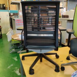 Steelcase-オフィスチェア-465A300（Think-シンク）-リユース-柏-愛品倶楽部